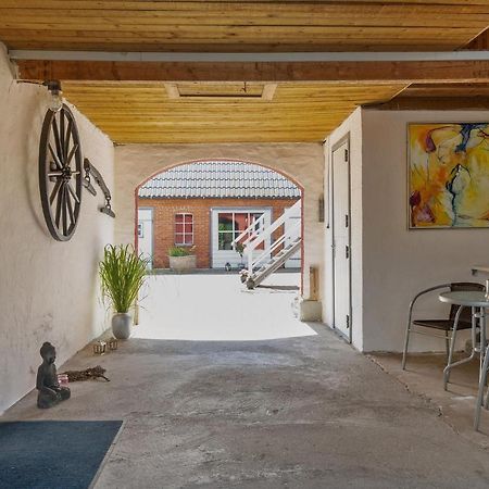 Stenstrup Familie Apartment Dış mekan fotoğraf